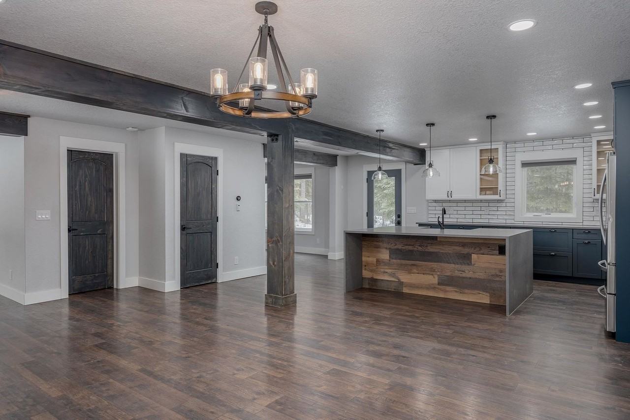 1157 Acorn Cir - Photo 5 of 24