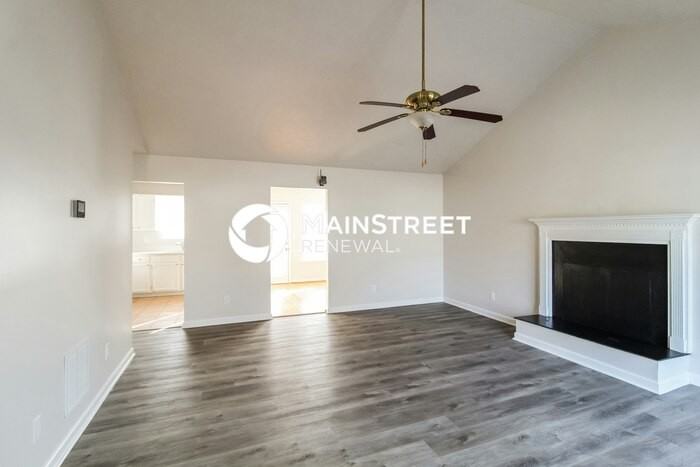 5960 Farmbrook Ln - Photo 2 of 17