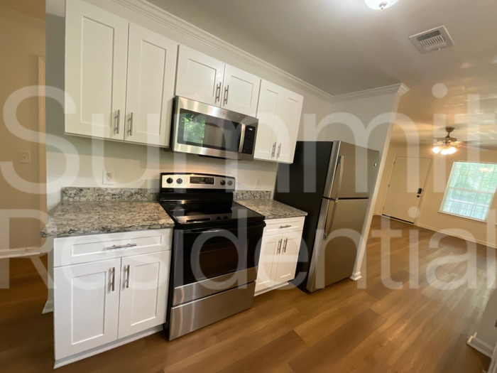 651 Langston Dr Sw - Photo 6 of 17