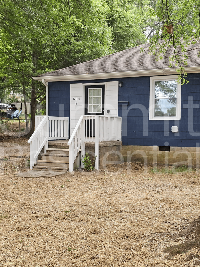 605 Betty St #B - Photo 2 of 20