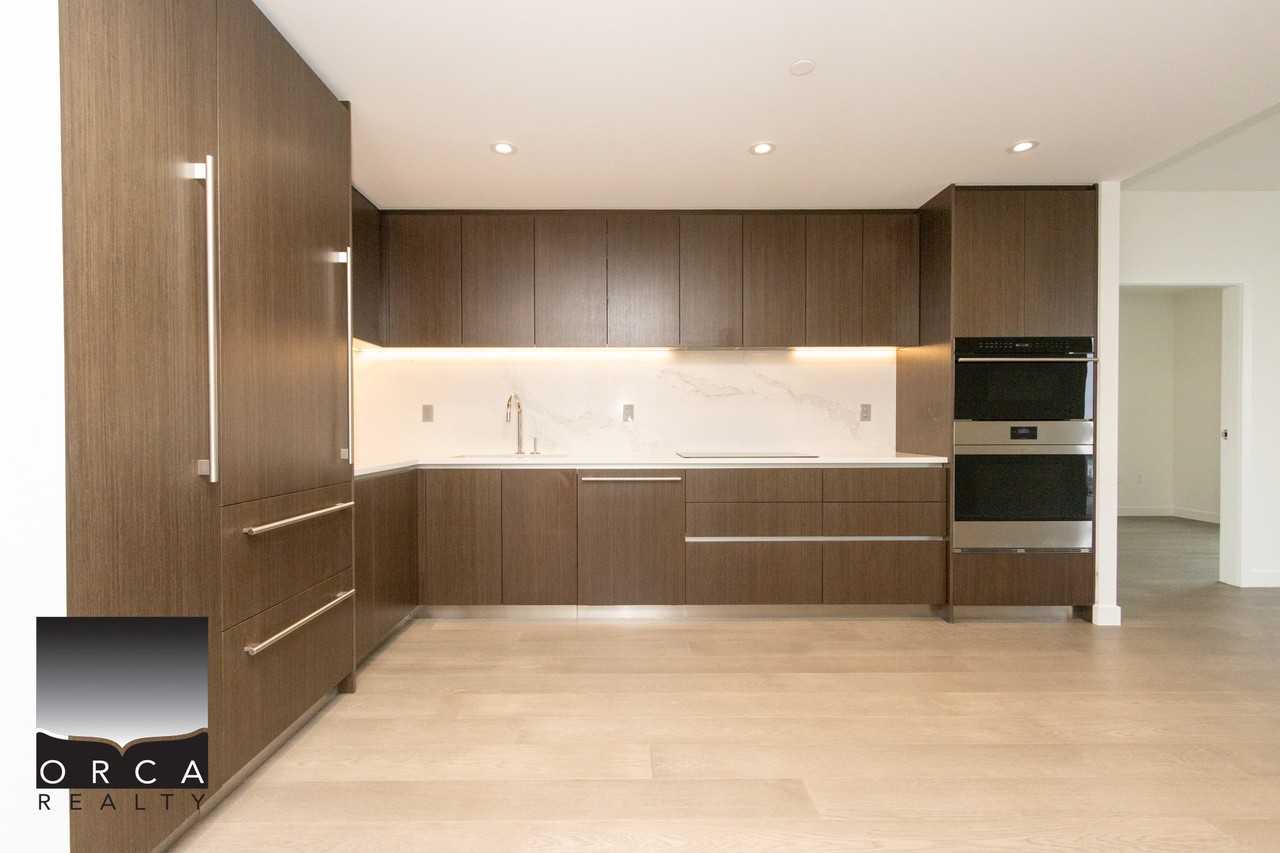 785 Harbourside Drive #506 - Photo 4 of 50