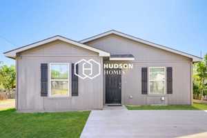 featured image of 307 S Louisiana St