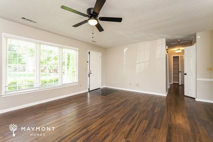 146 Twin Creeks Rd - Photo 4 of 12