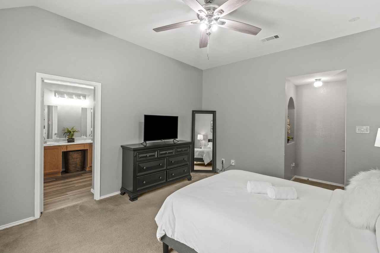 553 Cross Ridge Cir N #NA - Photo 4 of 16