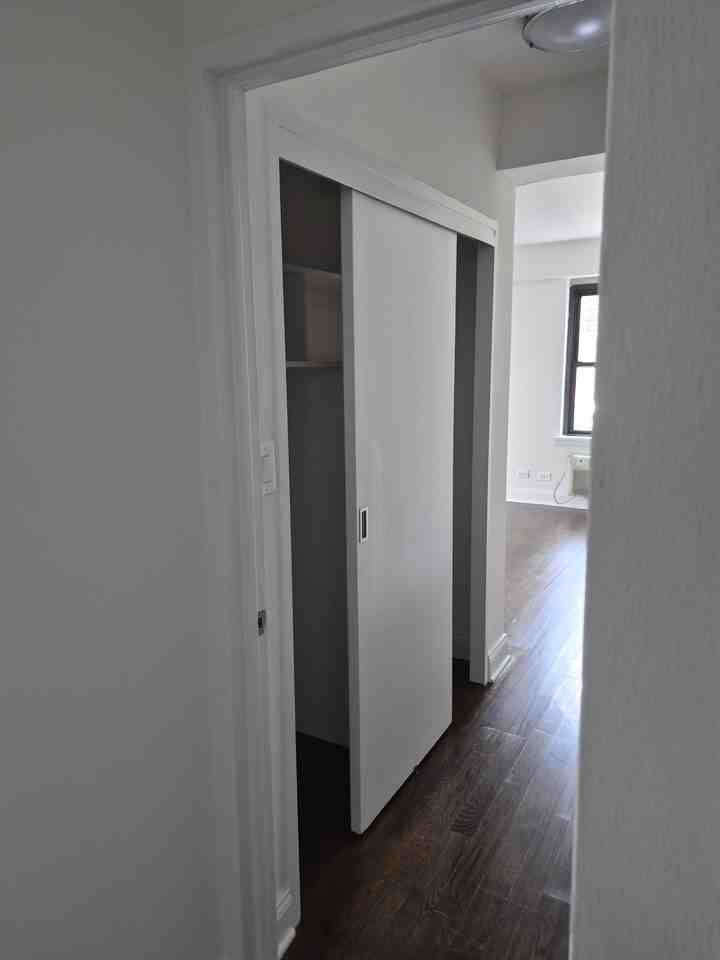 Tribeca Near Church Street #33G - Photo 4 of 14