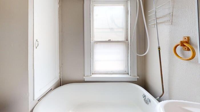 413 1/2 W Thayer Ave - Photo 3 of 10