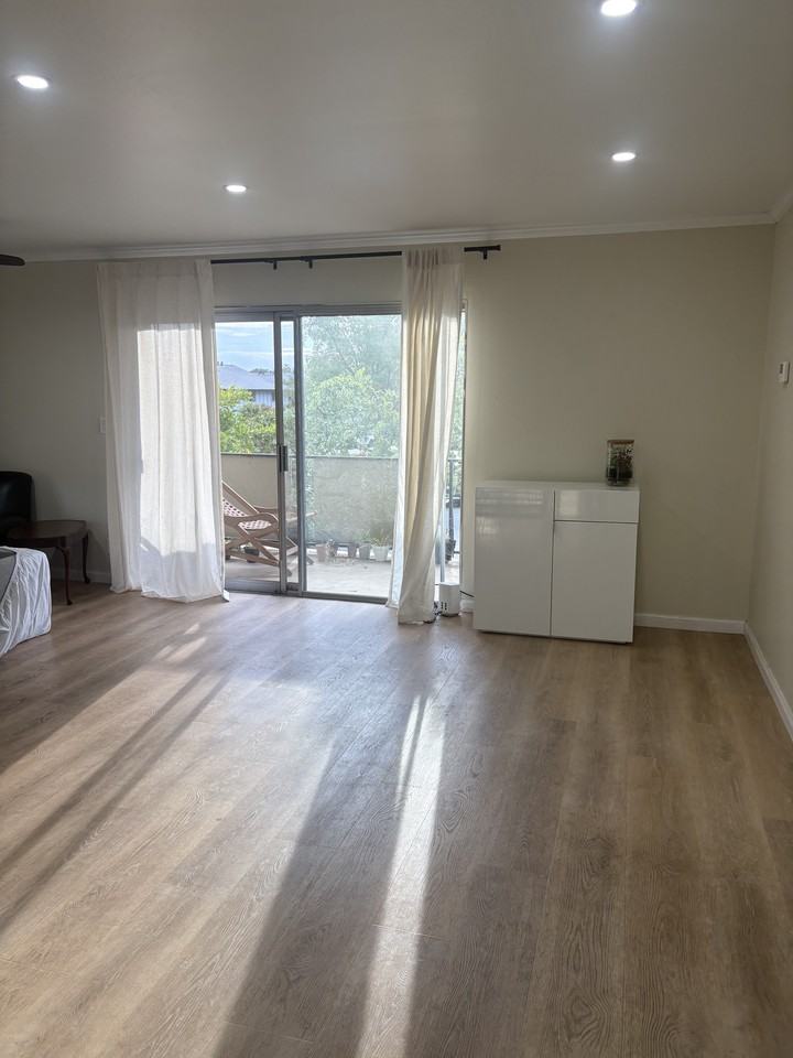 3050 Los Prados St #6 - Photo 2 of 6