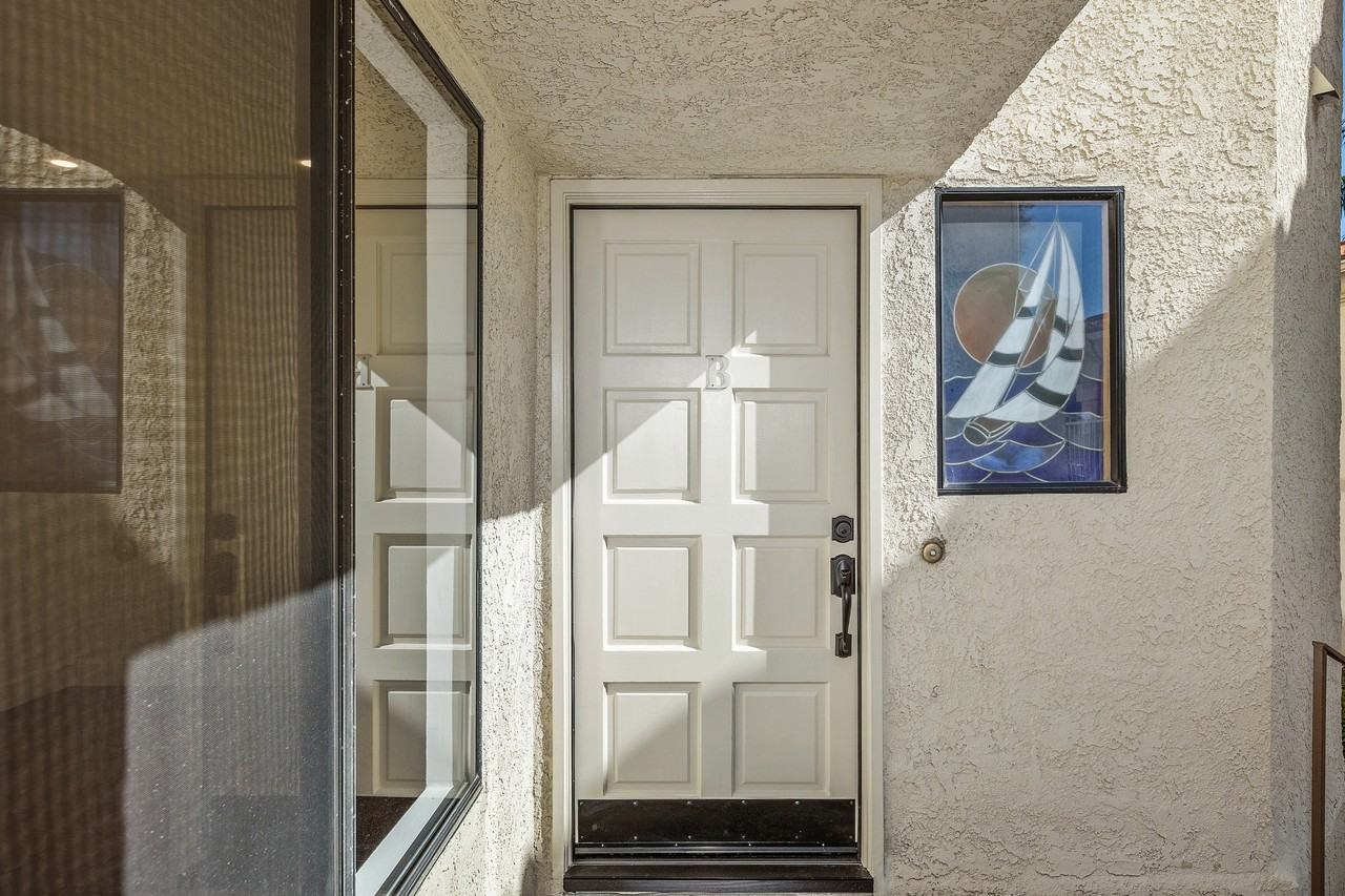 24512 Alta Vista Dr #B - Photo 3 of 24