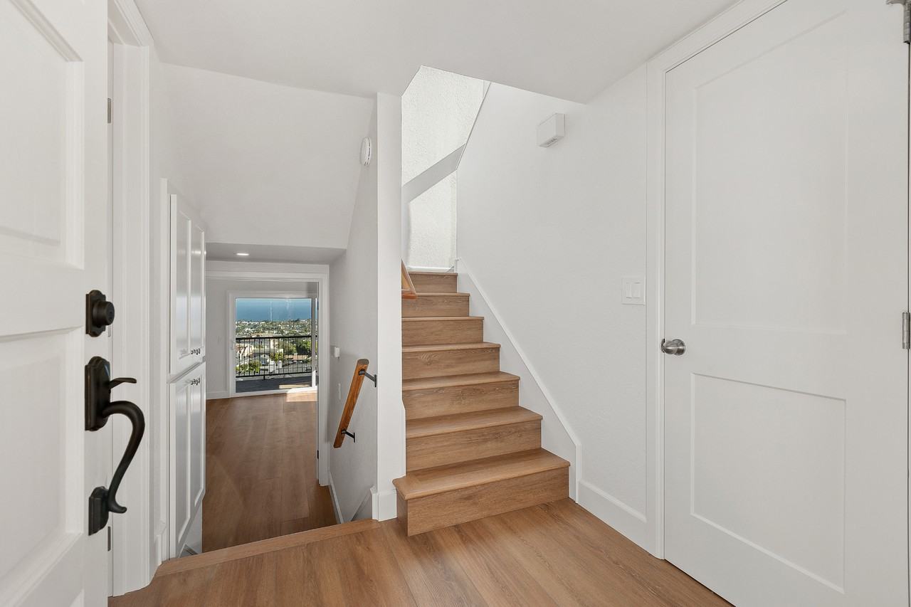 24512 Alta Vista Dr #B - Photo 4 of 24
