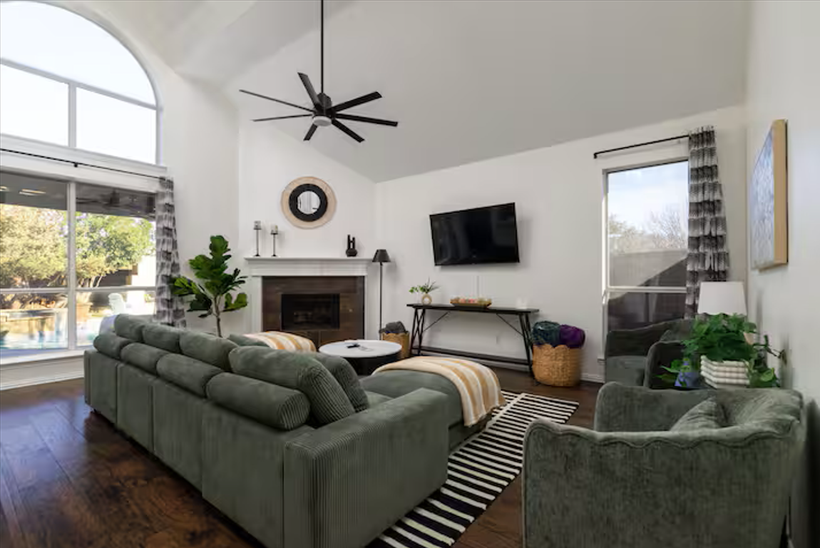 1698 Castle Pines Dr #NA - Photo 2 of 21