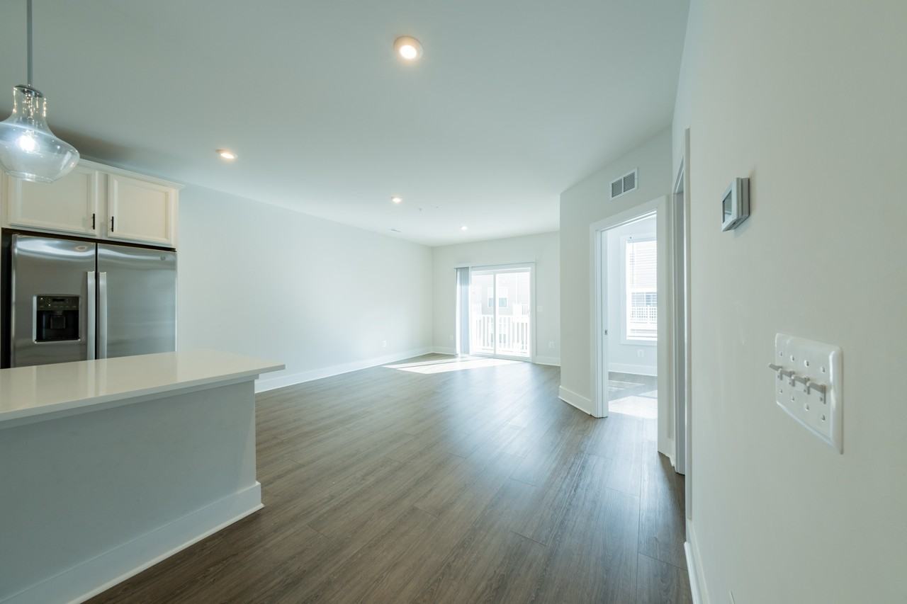 2707 Acadia Dr #B - Photo 5 of 30