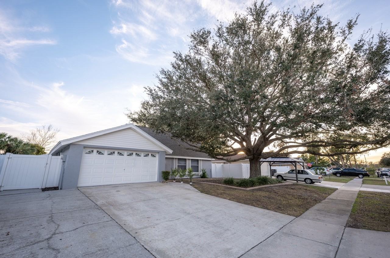 6820 Fountain Ave #NA - Photo 2 of 24