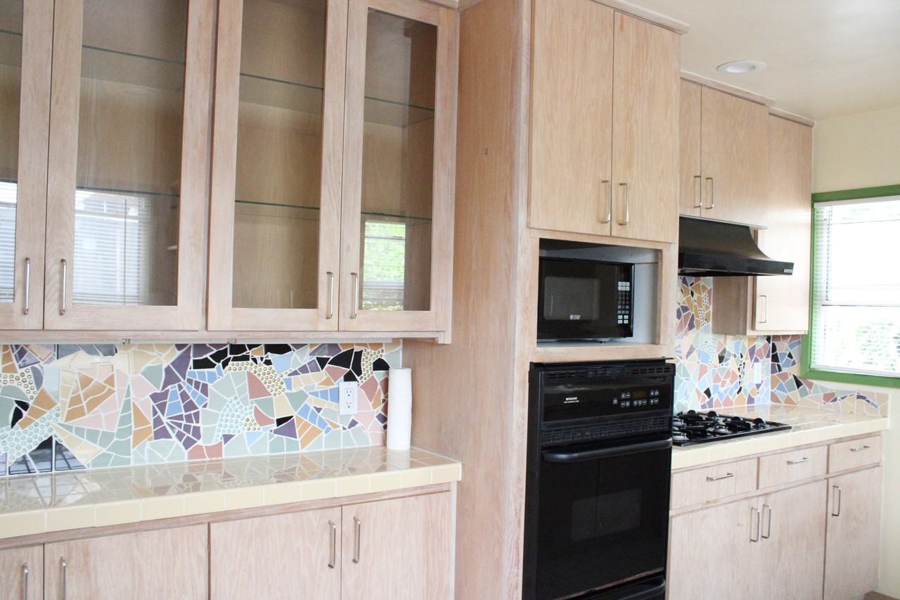 2516 Ozone Ct #NA - Photo 7 of 28