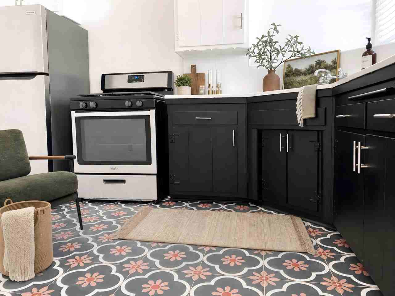 13519 Moorpark St #1 - Photo 5 of 11