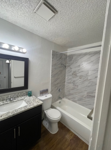 1901 Lakeview Cir #1 - Photo 3 of 12