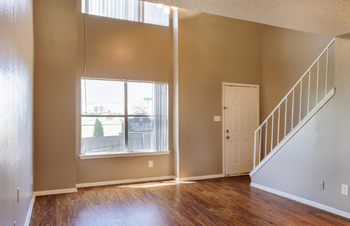 1901 Lakeview Cir #1 - Photo 6 of 12