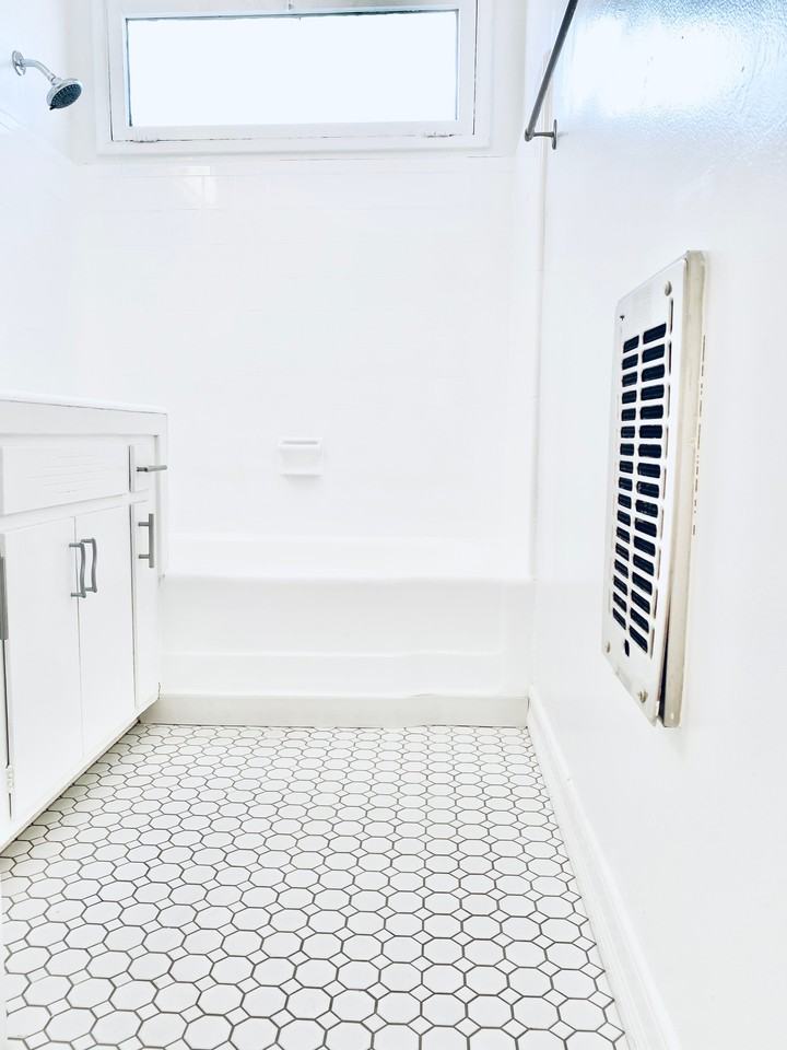 13515 Moorpark St #5 - Photo 6 of 11