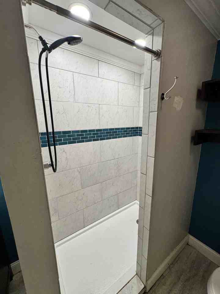 805 Nw 20th St #C - Photo 3 of 18