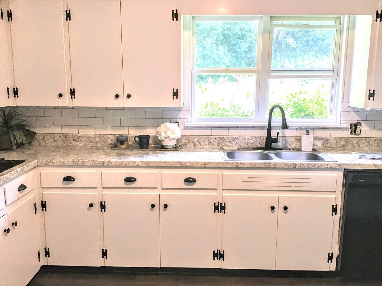 2125 Cherry St Se #NA - Photo 3 of 24