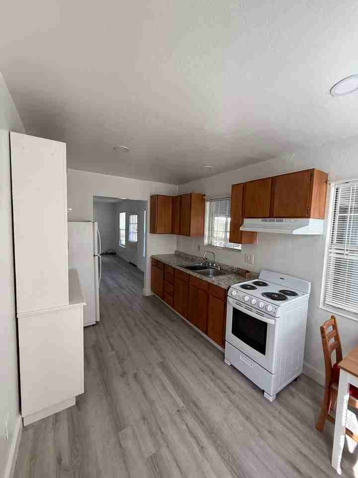 1017 Winton Dr #NA - Photo 7 of 9