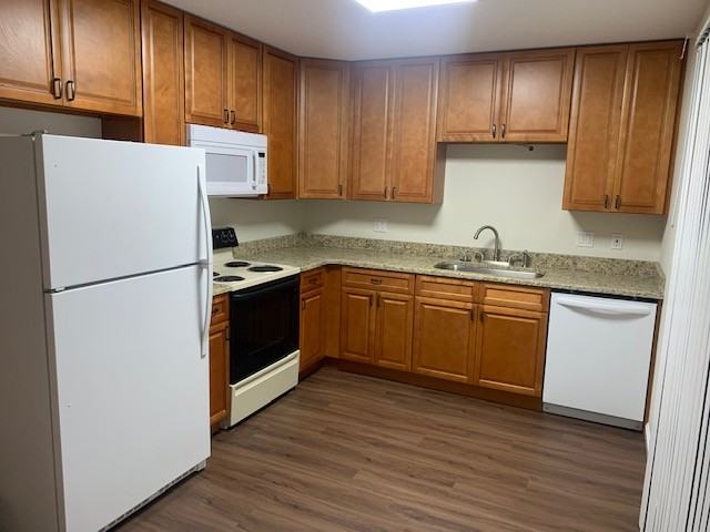 2515 Holly Rd - Photo 2 of 10