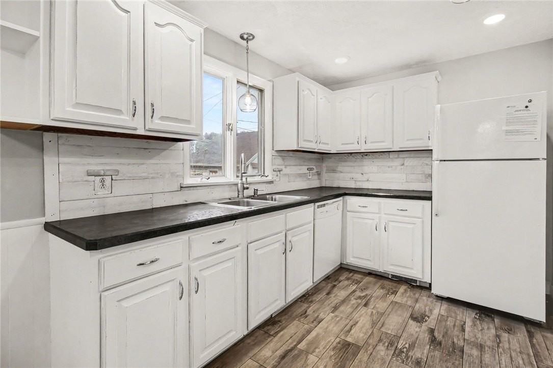 66 Woodrow Ave #NA - Photo 5 of 11