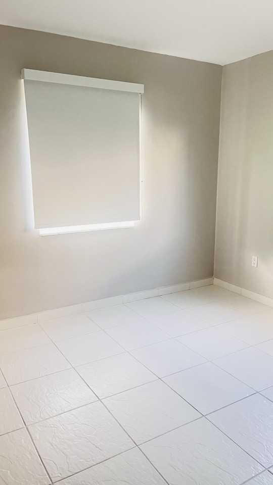 2361 Sw 27th St #2 - Photo 7 of 7