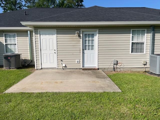 6004 Susan Cir #B - Photo 2 of 9