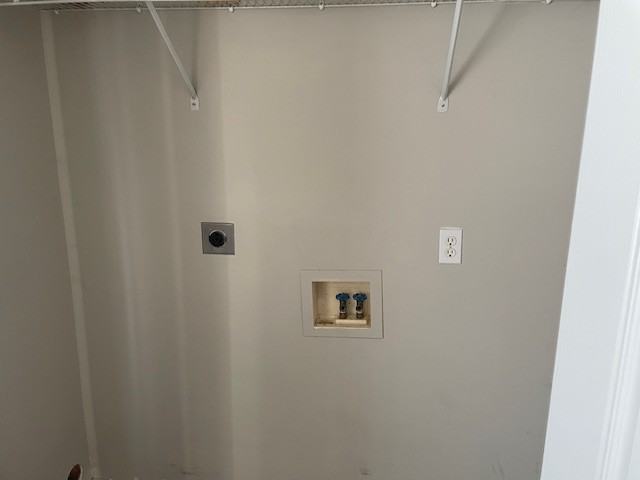 6004 Susan Cir #B - Photo 3 of 9