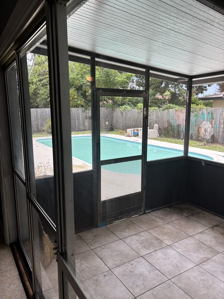 1147 Barbara Dr #NA - Photo 4 of 15