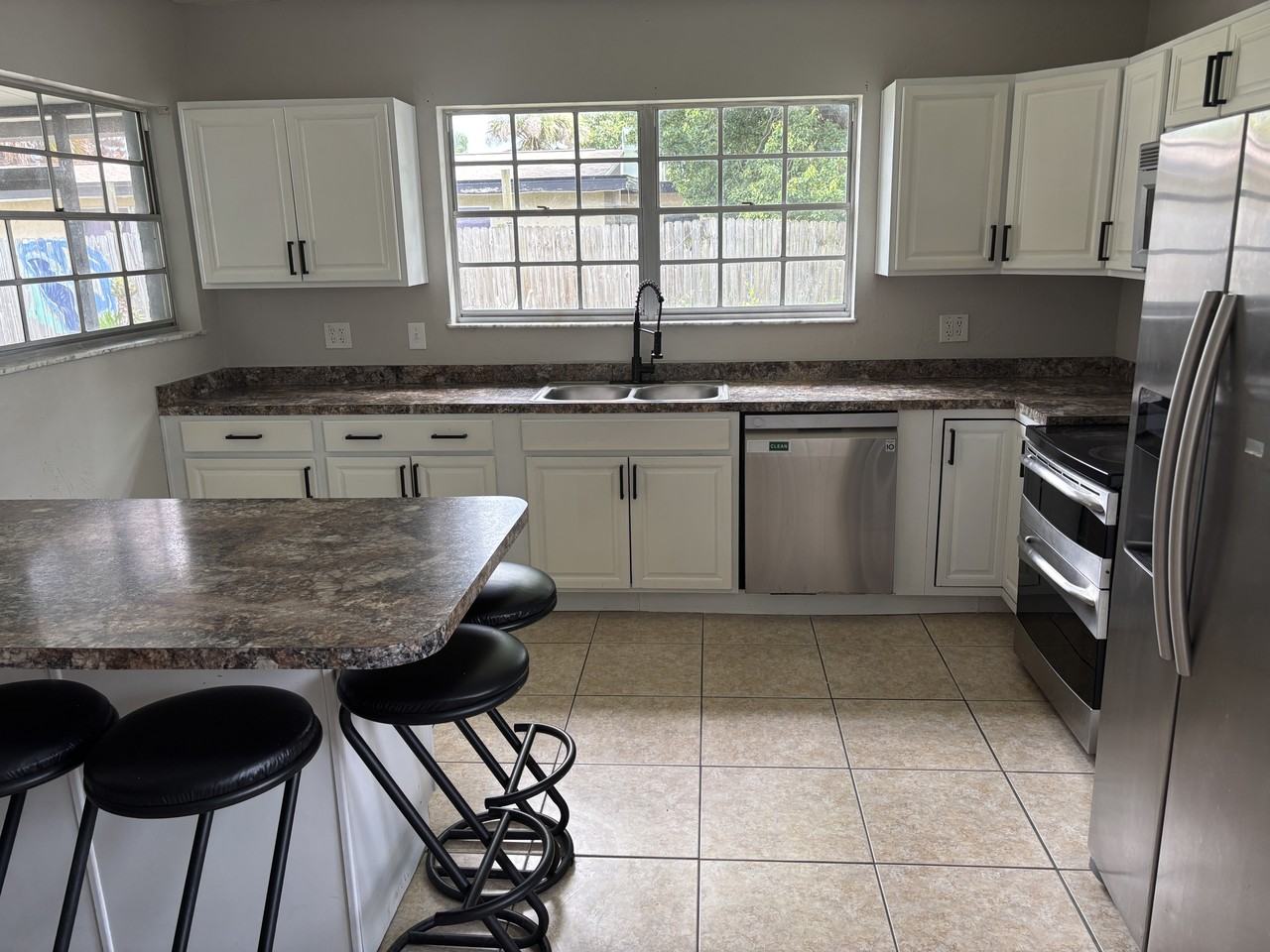 1147 Barbara Dr #NA - Photo 5 of 15