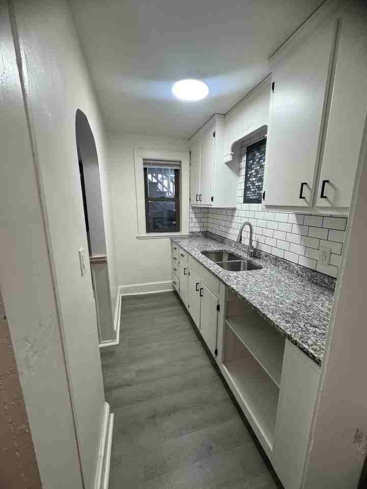 35 Rappallo Ave #3E