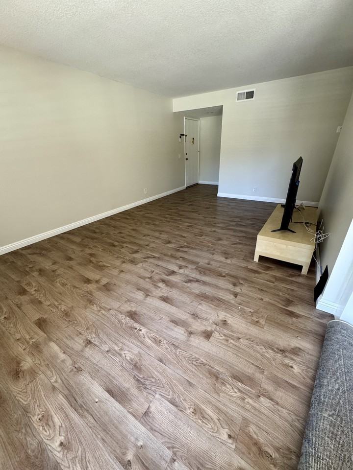 4575 Ramona Ave #12 - Photo 3 of 8