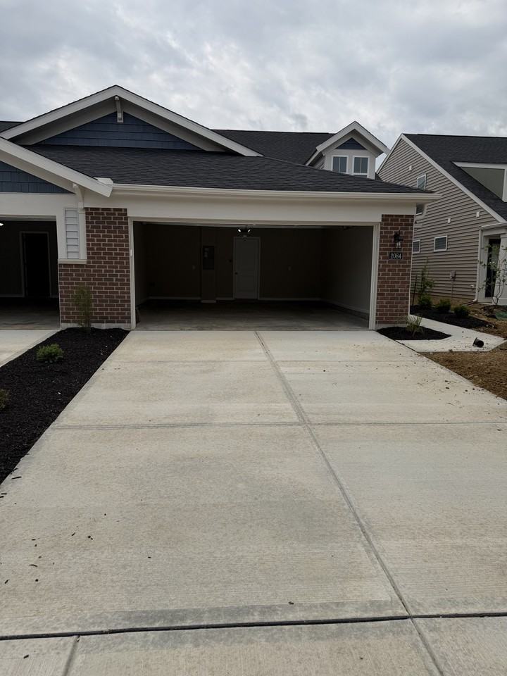 2084 Wildberry Way #2084 - Photo 7 of 31