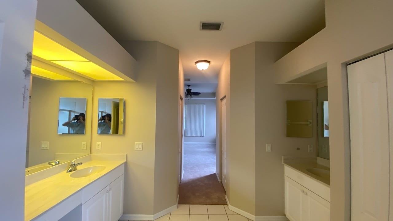 153 Se 1st Ave #NA - Photo 3 of 16