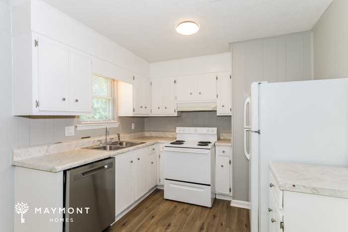 2515 Teakwood Dr - Photo 6 of 12
