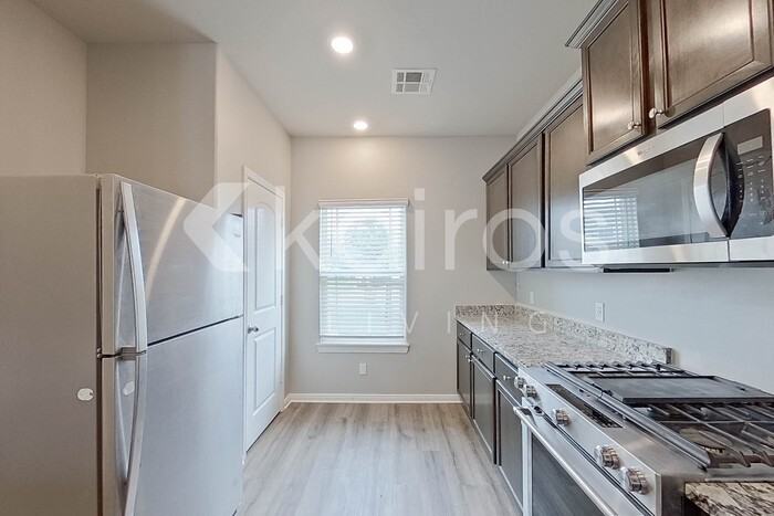 905 Nw 4th St - Photo 7 of 32
