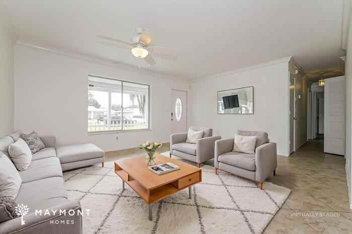 2132 Se Shelter Dr - Photo 5 of 14