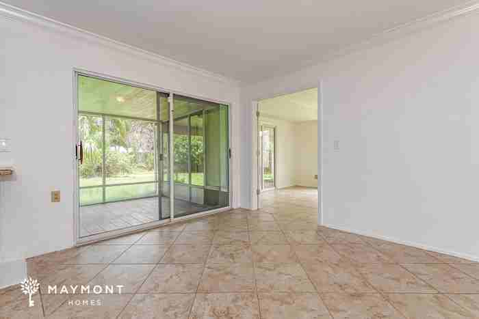 2132 Se Shelter Dr - Photo 6 of 14