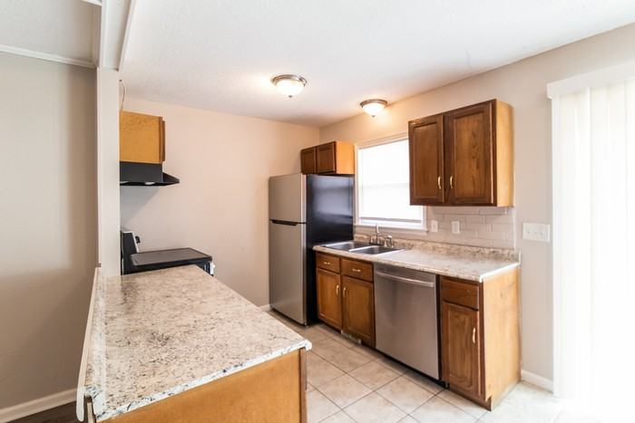 617 Brailsford Blvd - Photo 4 of 10