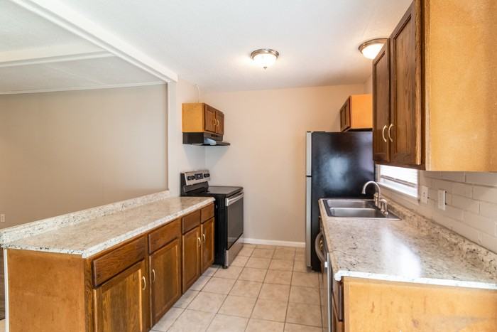 617 Brailsford Blvd - Photo 5 of 10