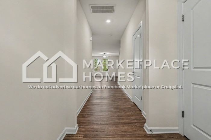 1109 Alston Ridge Ct - Photo 6 of 32