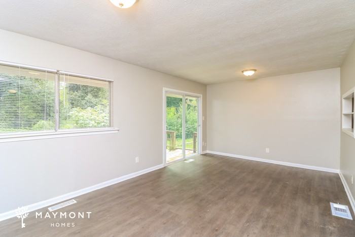 4376 Clevemont Rd - Photo 7 of 14