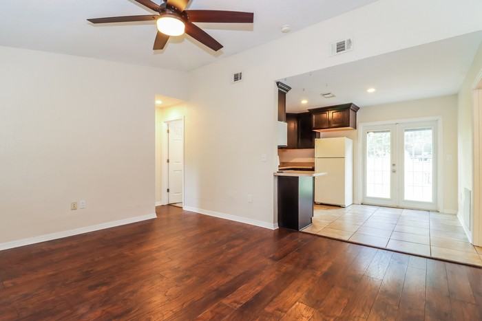 6707 Sierra Ter - Photo 4 of 14