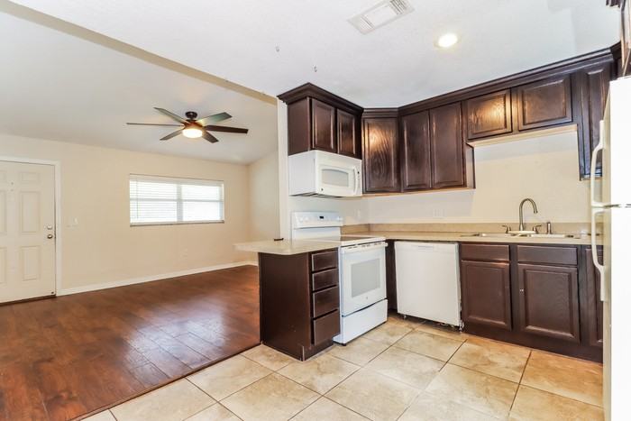 6707 Sierra Ter - Photo 6 of 14