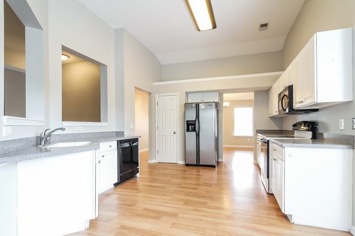 102 Revis Creek Ct - Photo 6 of 13