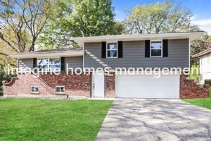 featured image of 5620 N Quincy Ave