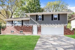 5620 N Quincy Ave - Photo 1 of 1
