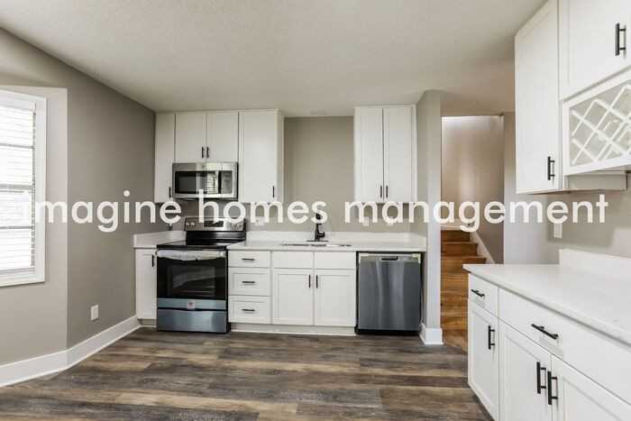 5620 N Quincy Ave - Photo 6 of 19