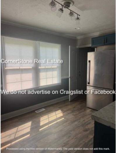 412 Atwell Dr - Photo 4 of 24